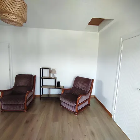 Apartment F1 En Maison Calme *